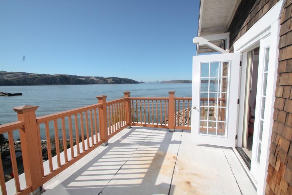 Shorelight Benicia